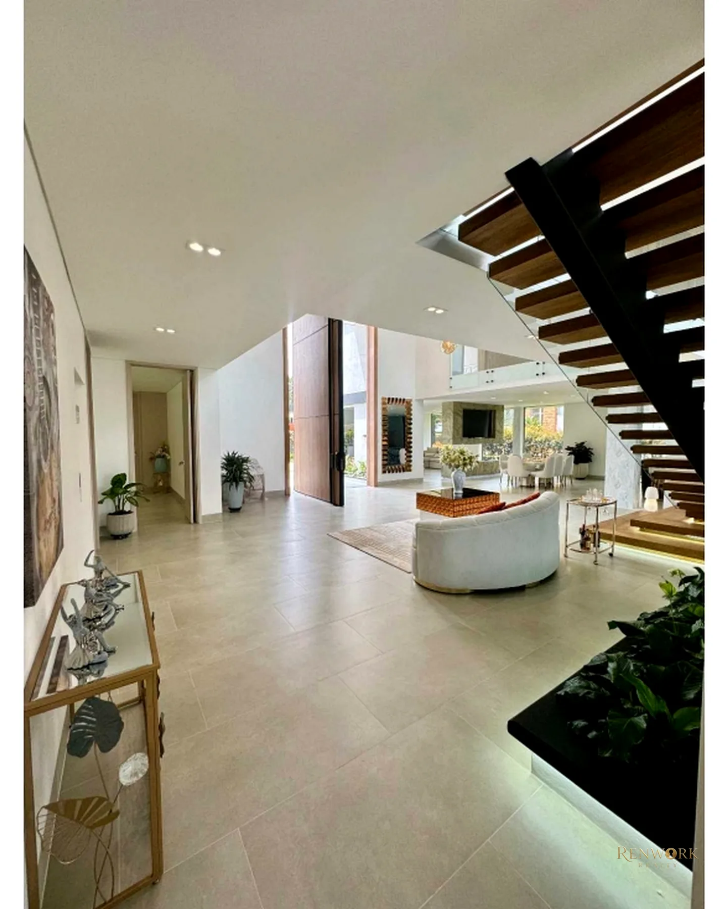 VENTA EXCLUSIVA CASA EN LLANOGRANDE · foto 8