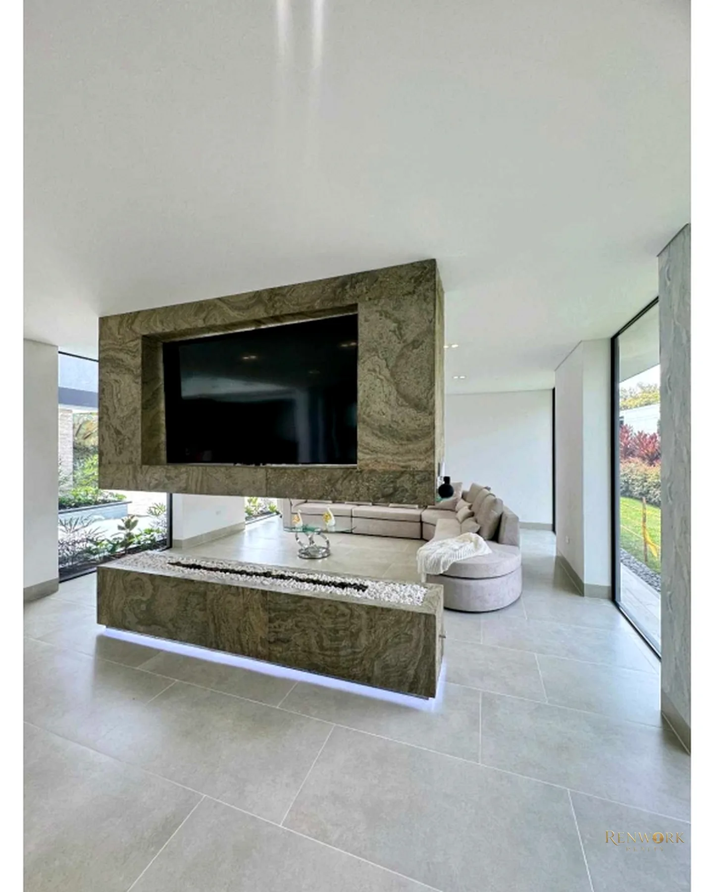 VENTA EXCLUSIVA CASA EN LLANOGRANDE · foto 16