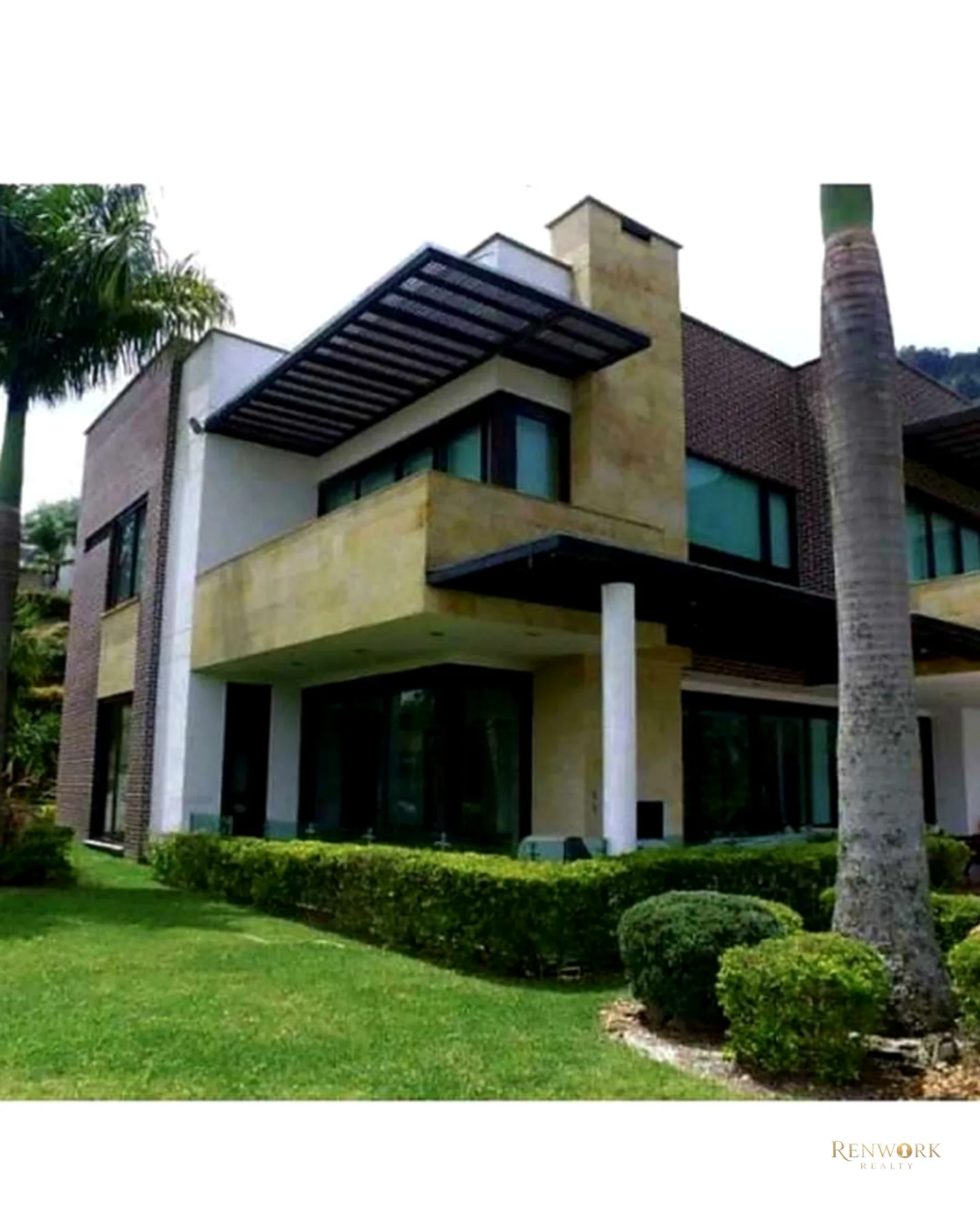 VENTA EXCLUSIVA CASA VÍA PALMAS ANTES DEL ALTO PISCINA-BOSQUE · foto 1