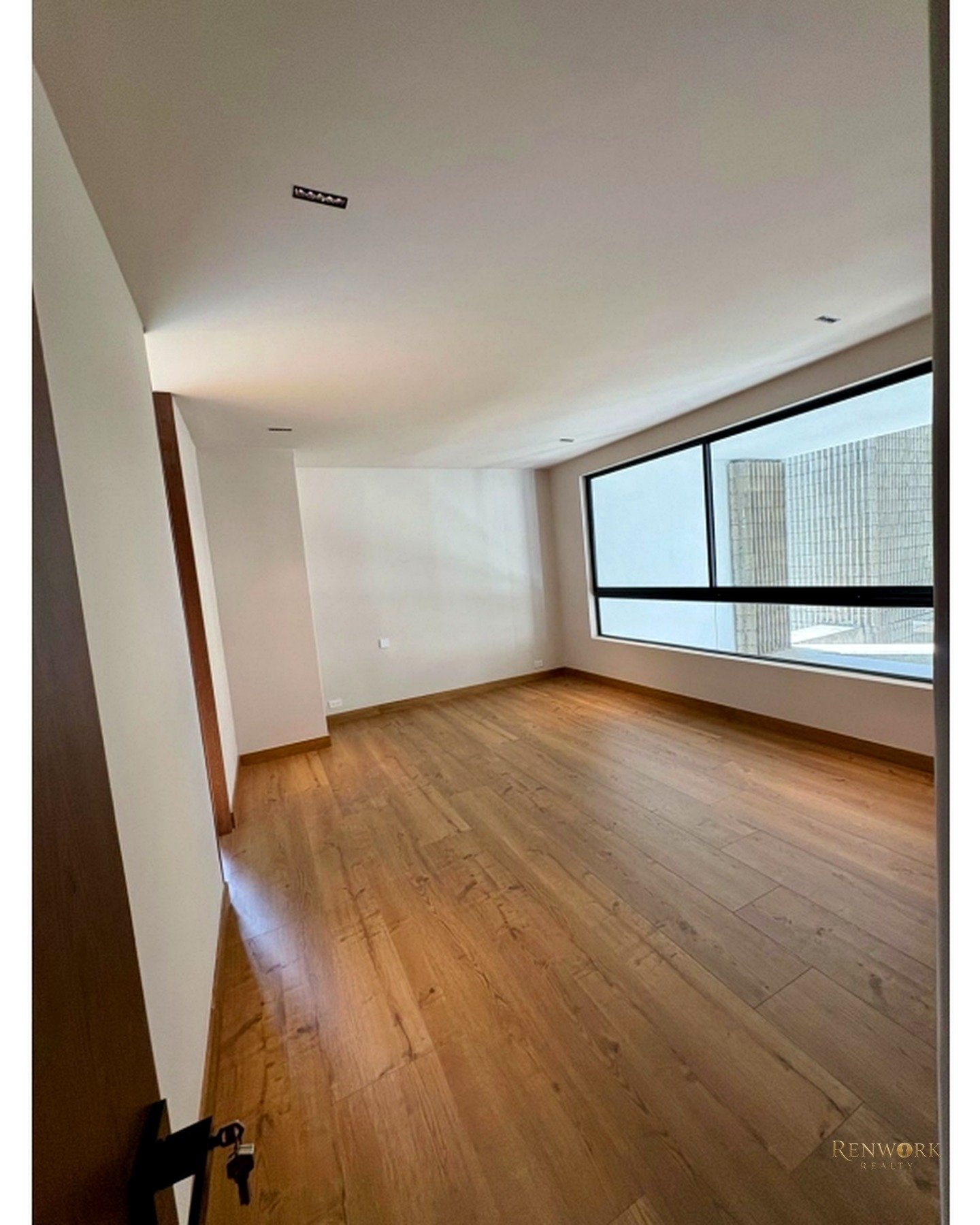 VENTA - EXCLUSIVO APARTAMENTO DE 500 M² EN EL POBLADO · foto 9