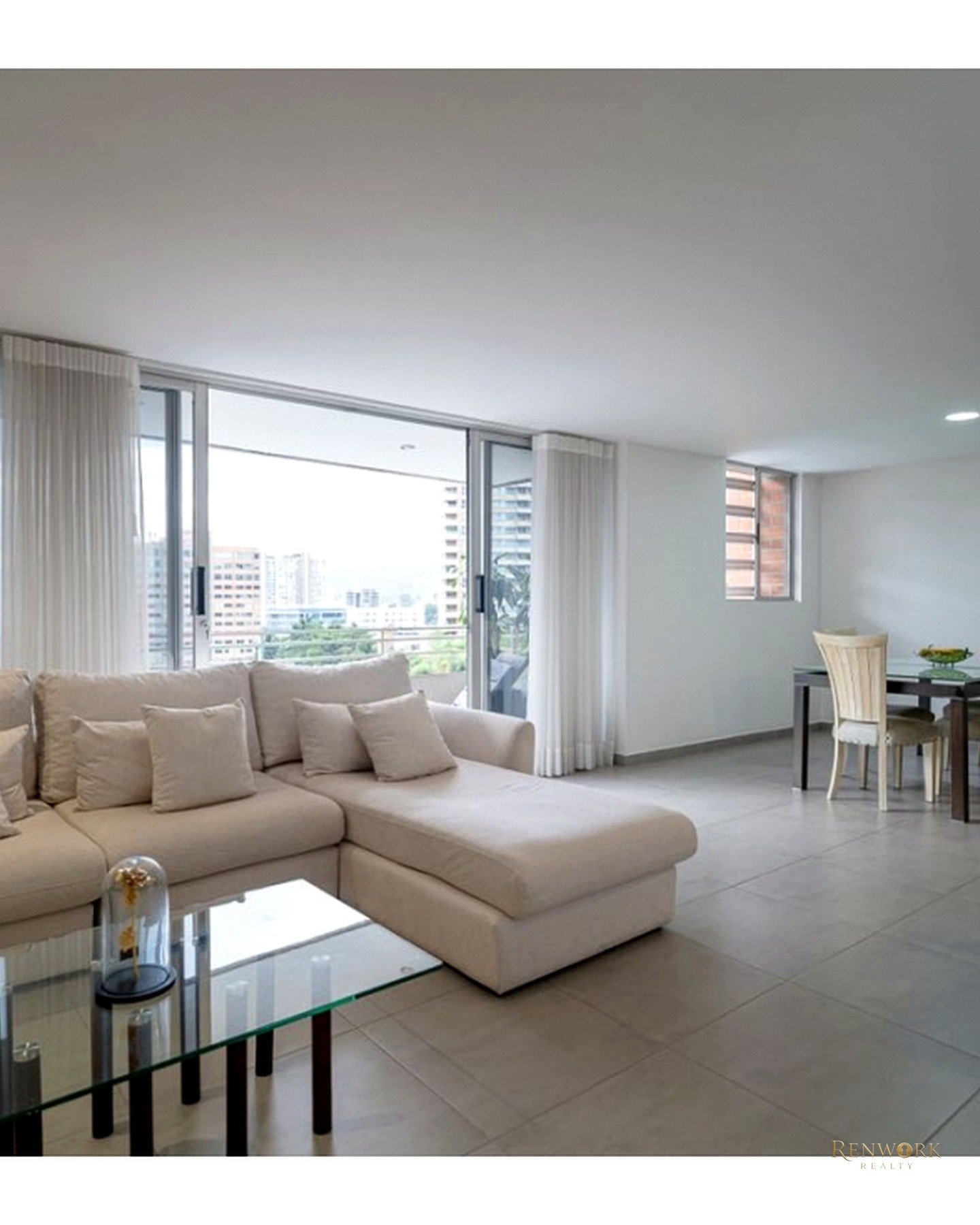 Vista de VENTA EXCLUSIVO APARTAMENTO EN EL POBLADO – 150 M² CERCA DEL TESORO