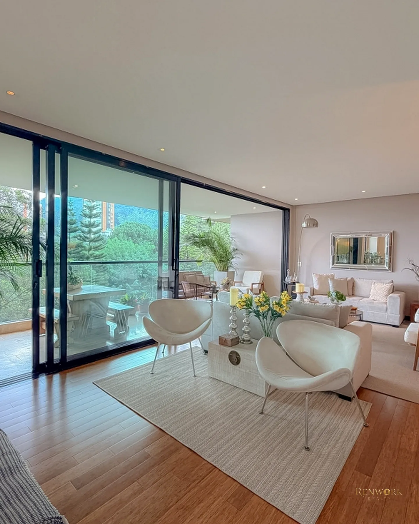 VENTA: EXCLUSIVO APARTAMENTO EN LOS BALSOS, POBLADO · foto 4