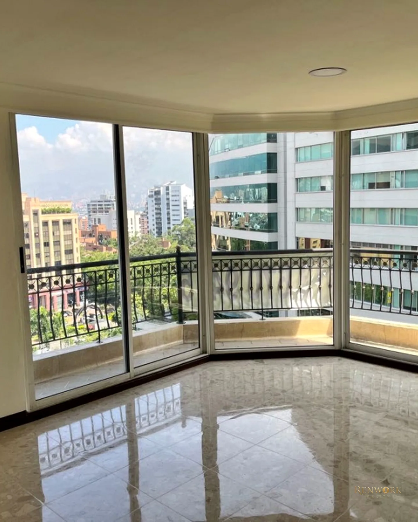 VENTA EXCLUSIVO APARTAMENTO MILLA DE ORO EL POBLADO MEDELLÍN ANTIOQUIA · foto 7