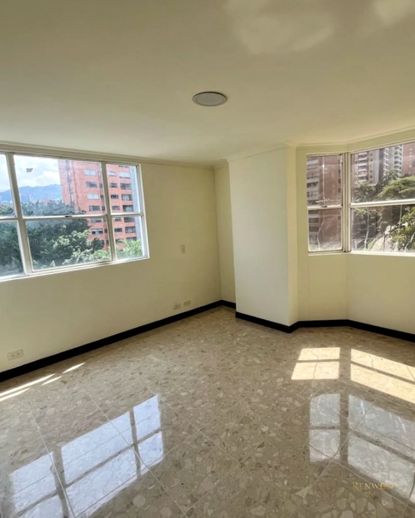 VENTA EXCLUSIVO APARTAMENTO MILLA DE ORO EL POBLADO MEDELLÍN ANTIOQUIA · foto 17
