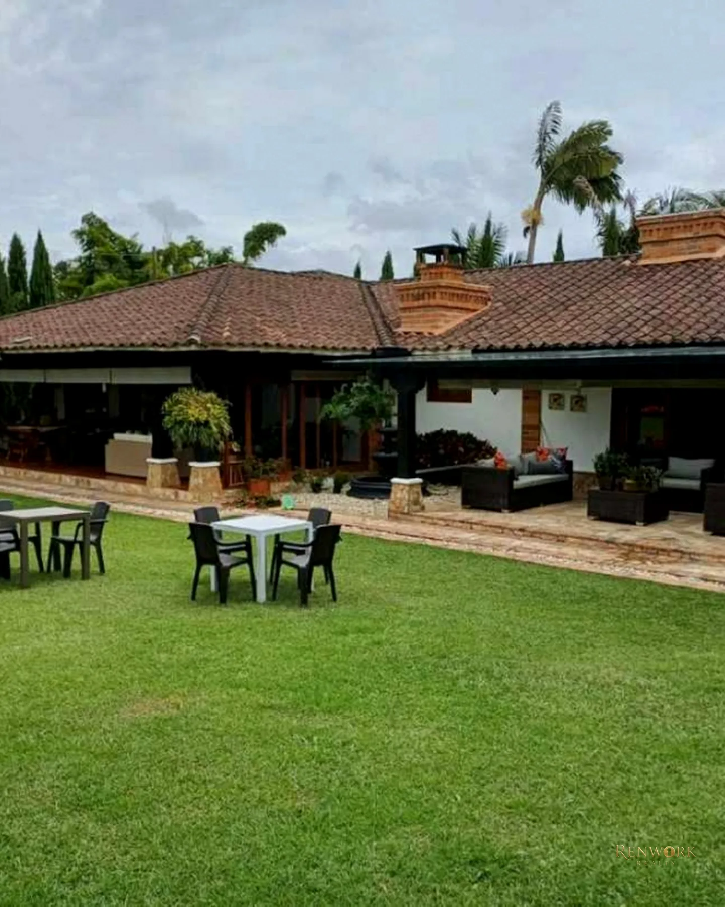 VENTA EXTRAORDINARIA FINCA DE UN SOLO NIVEL EN LLANO GRANDE · foto 2