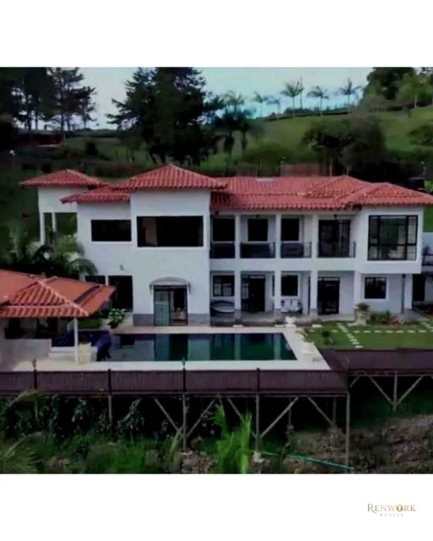 VENTA FINCA HOTEL BOUTIQUE EN EL PEÑOL CON AMOBLAMIENTO DE LUJO · foto 18