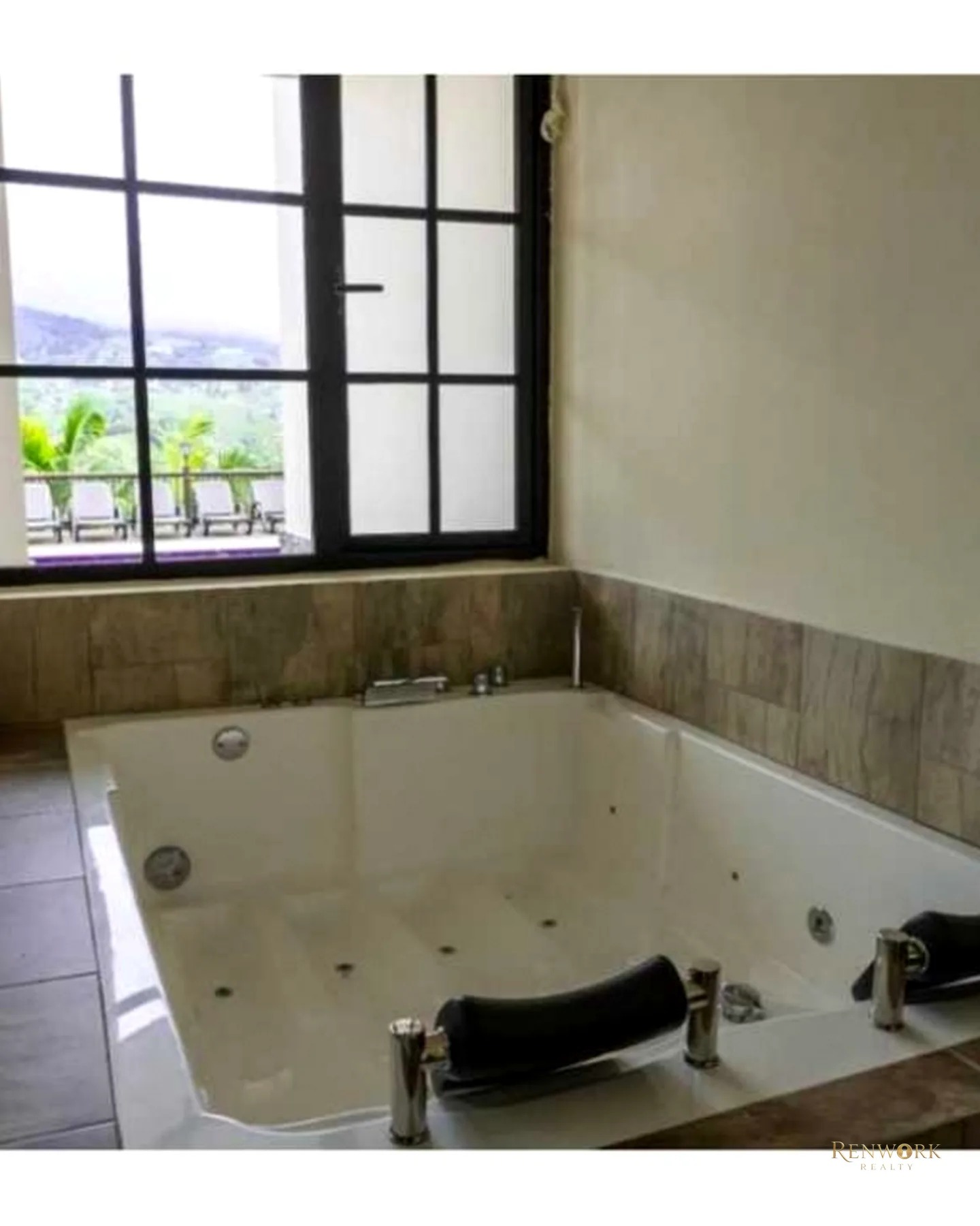 VENTA FINCA HOTEL BOUTIQUE EN EL PEÑOL CON AMOBLAMIENTO DE LUJO · foto 13