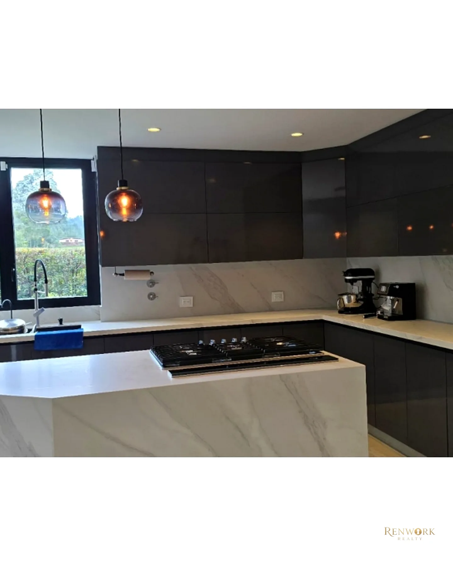 VENTA HERMOSA CASA EN EL RETIRO · foto 9