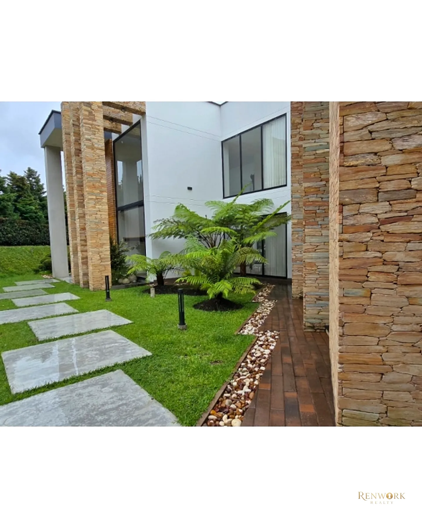 VENTA HERMOSA CASA EN EL RETIRO · foto 4