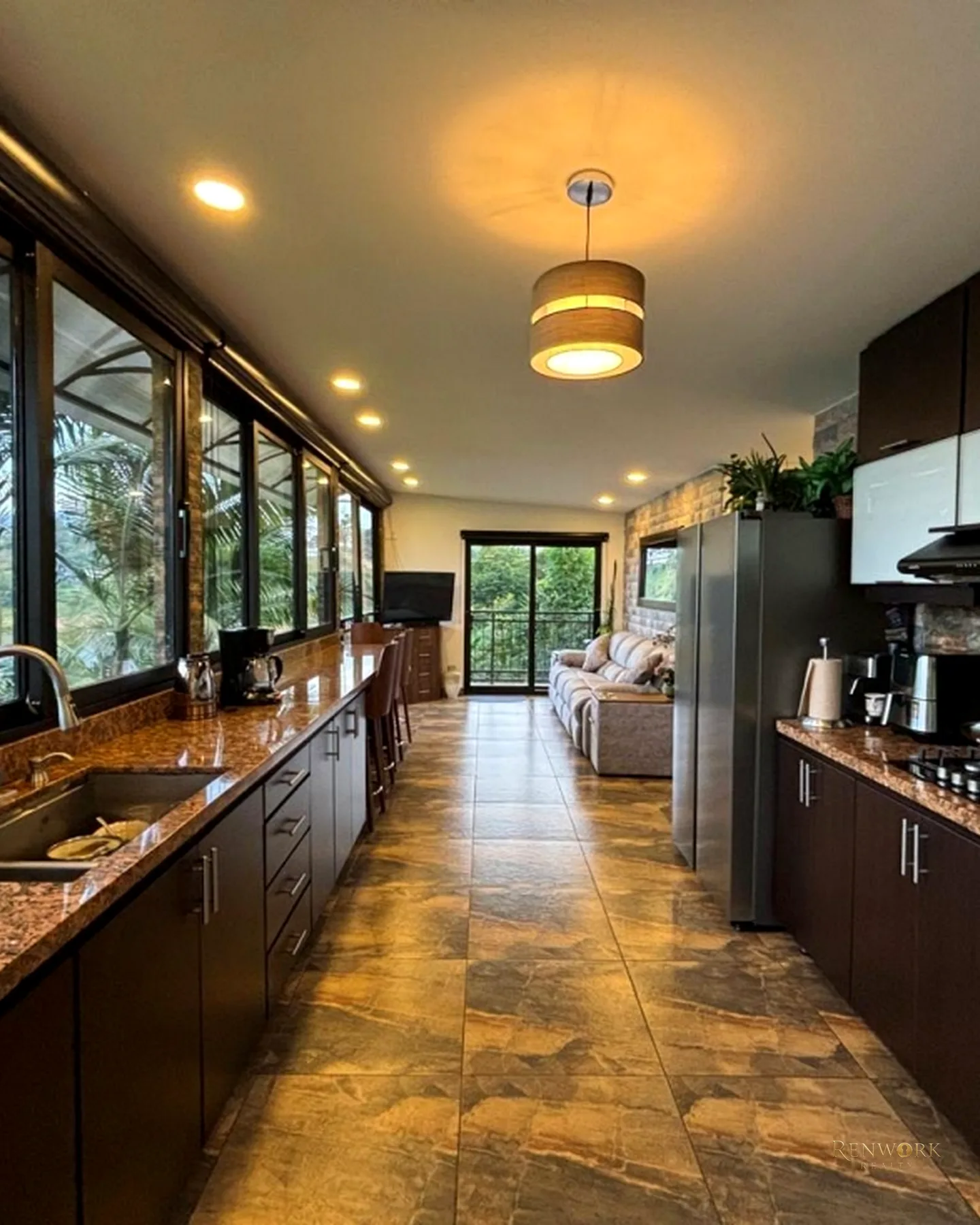 VENTA HERMOSA CASA FINCA EN EL PEÑOL - LA MEJOR VEREDA · foto 4