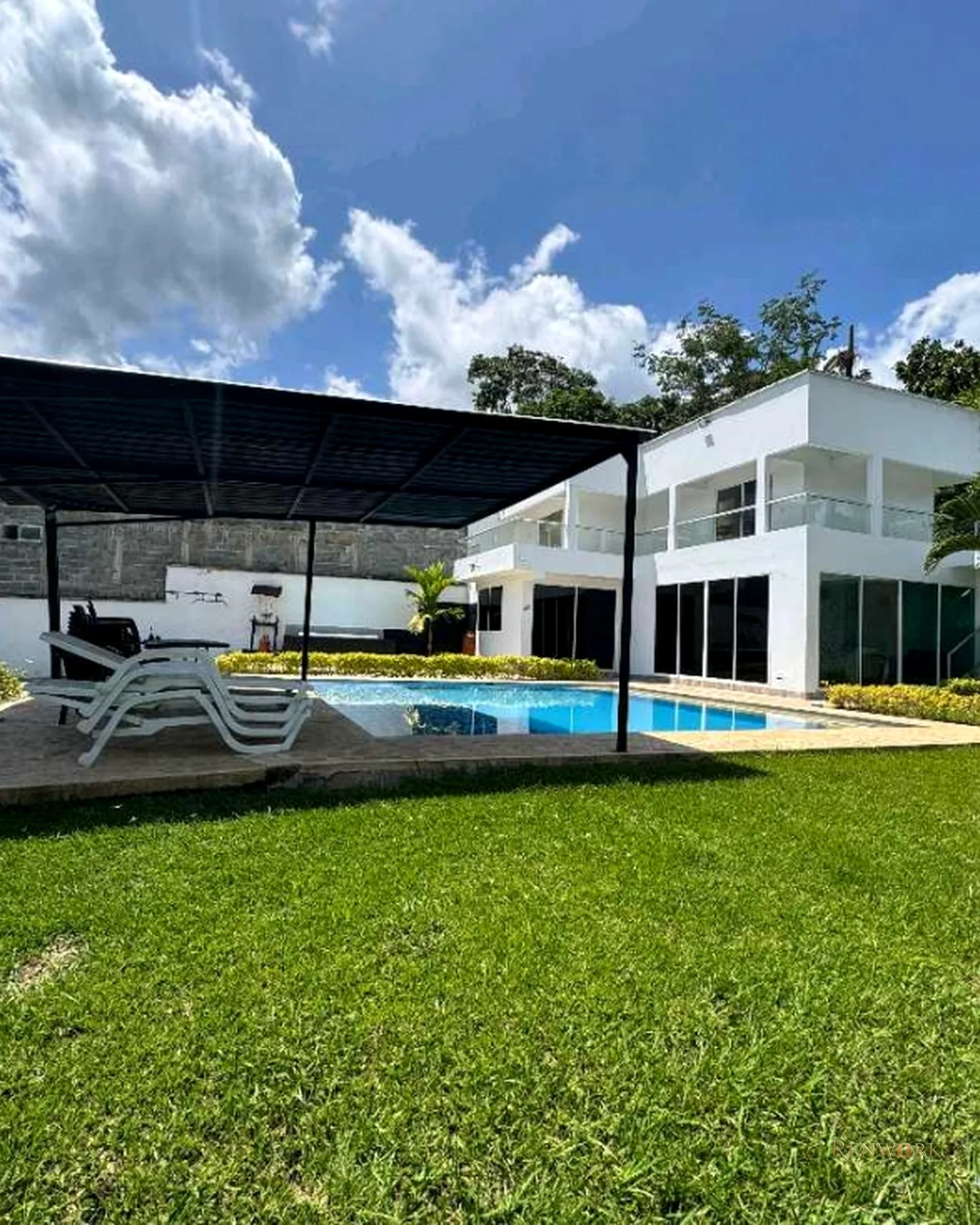 VENTA HERMOSA FINCA CERCA DEL PARQUE DE SAN JERÓNIMO · foto 22