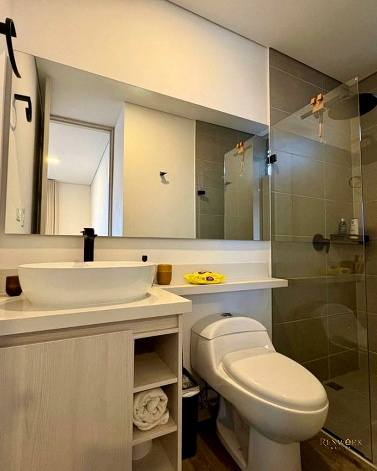 VENTA HERMOSO APARTAMENTO DE 156 MTS EN EL POBLADO PARTE ALTA TESORO · foto 8