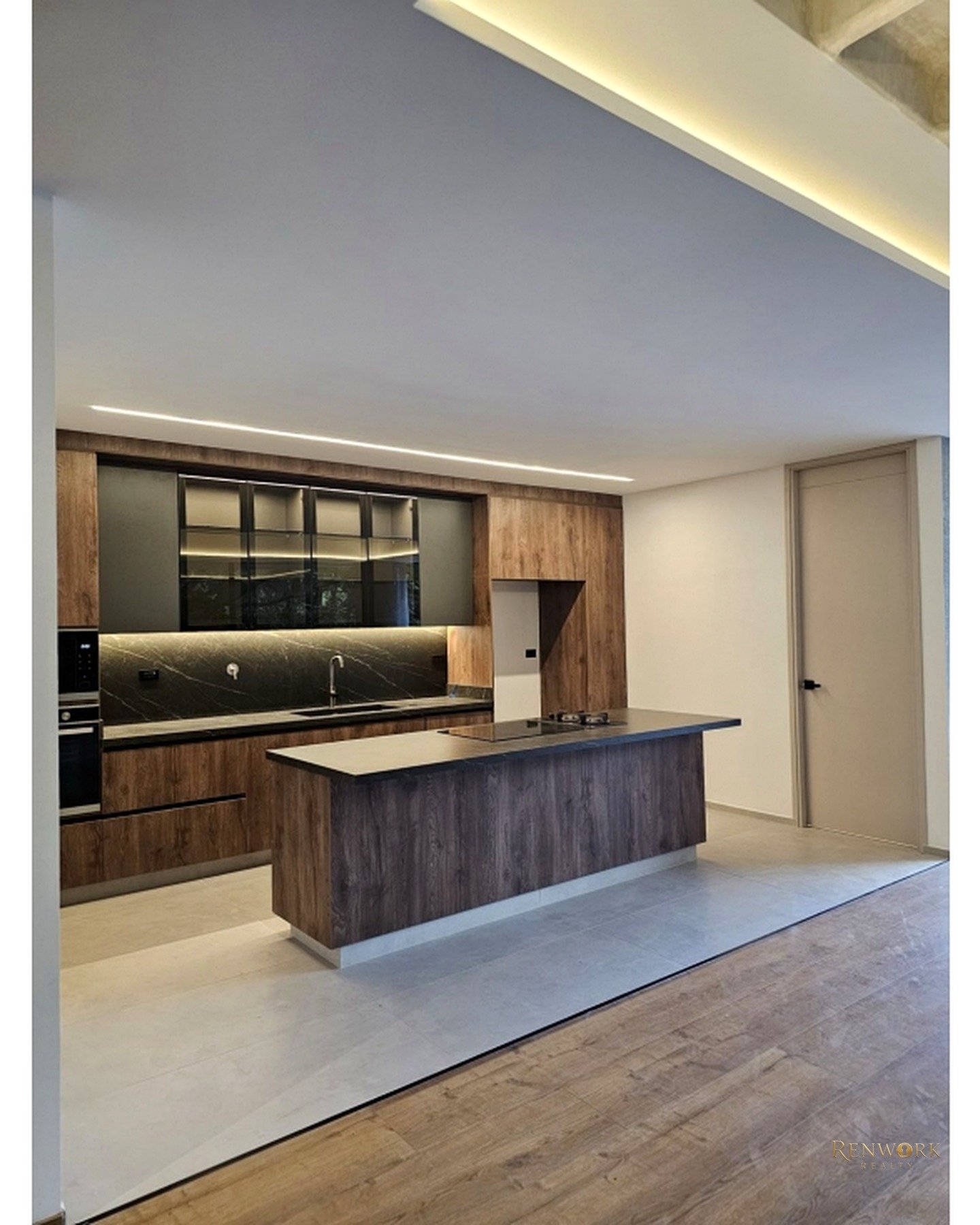 VENTA HERMOSO APARTAMENTO EN EL POBLADO DE 250 MTS SECTOR EL CAMPESTRE · foto 6