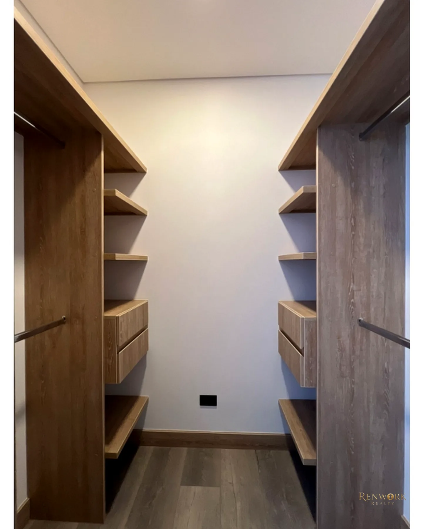 VENTA HERMOSO APARTAMENTO PARA ESTRENAR CASTROPOL -POBLADO · foto 13