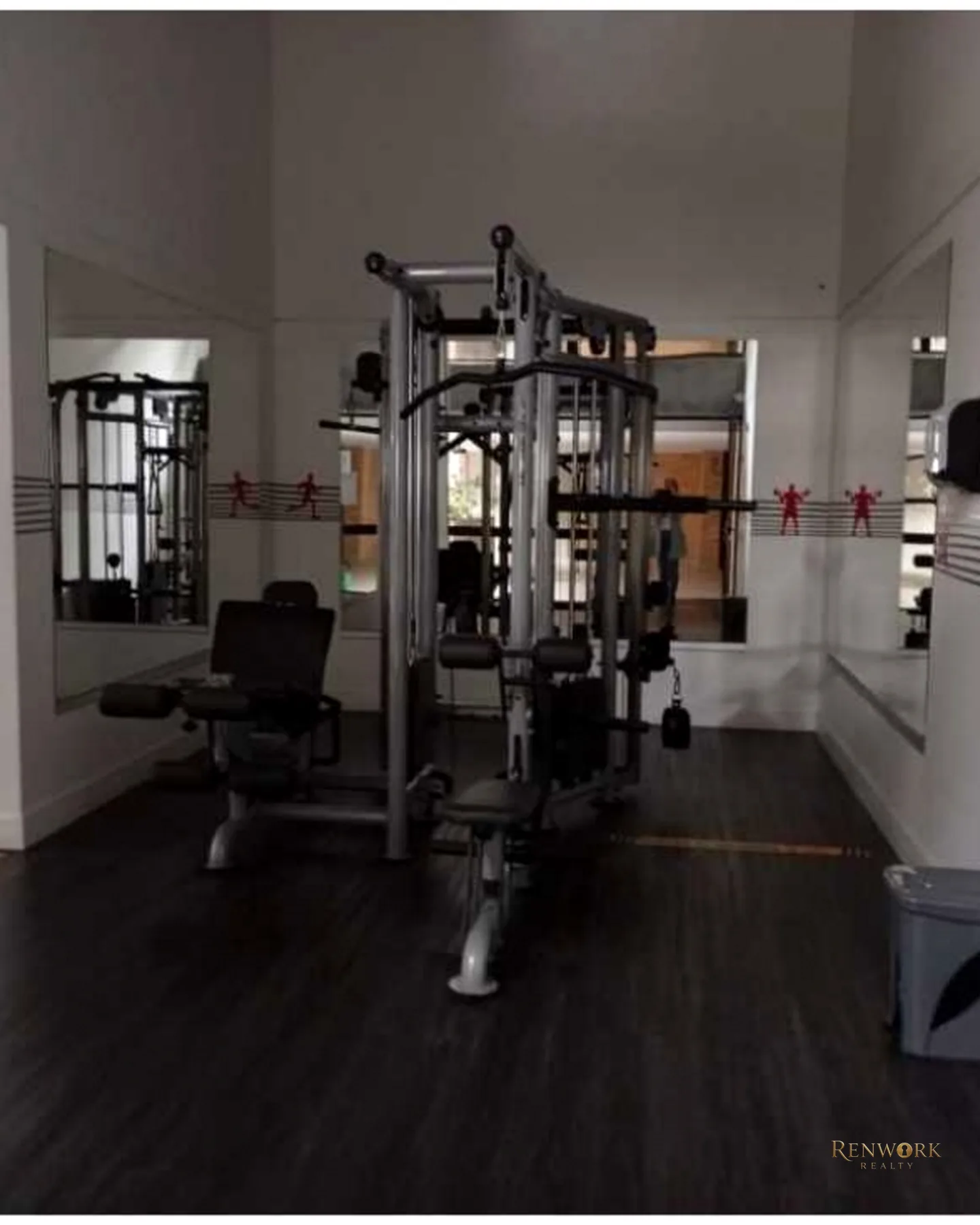 VENTA MODERNO APARTAMENTO EL POBLADO CERCANO AVENIDA Y BALSOS · foto 11