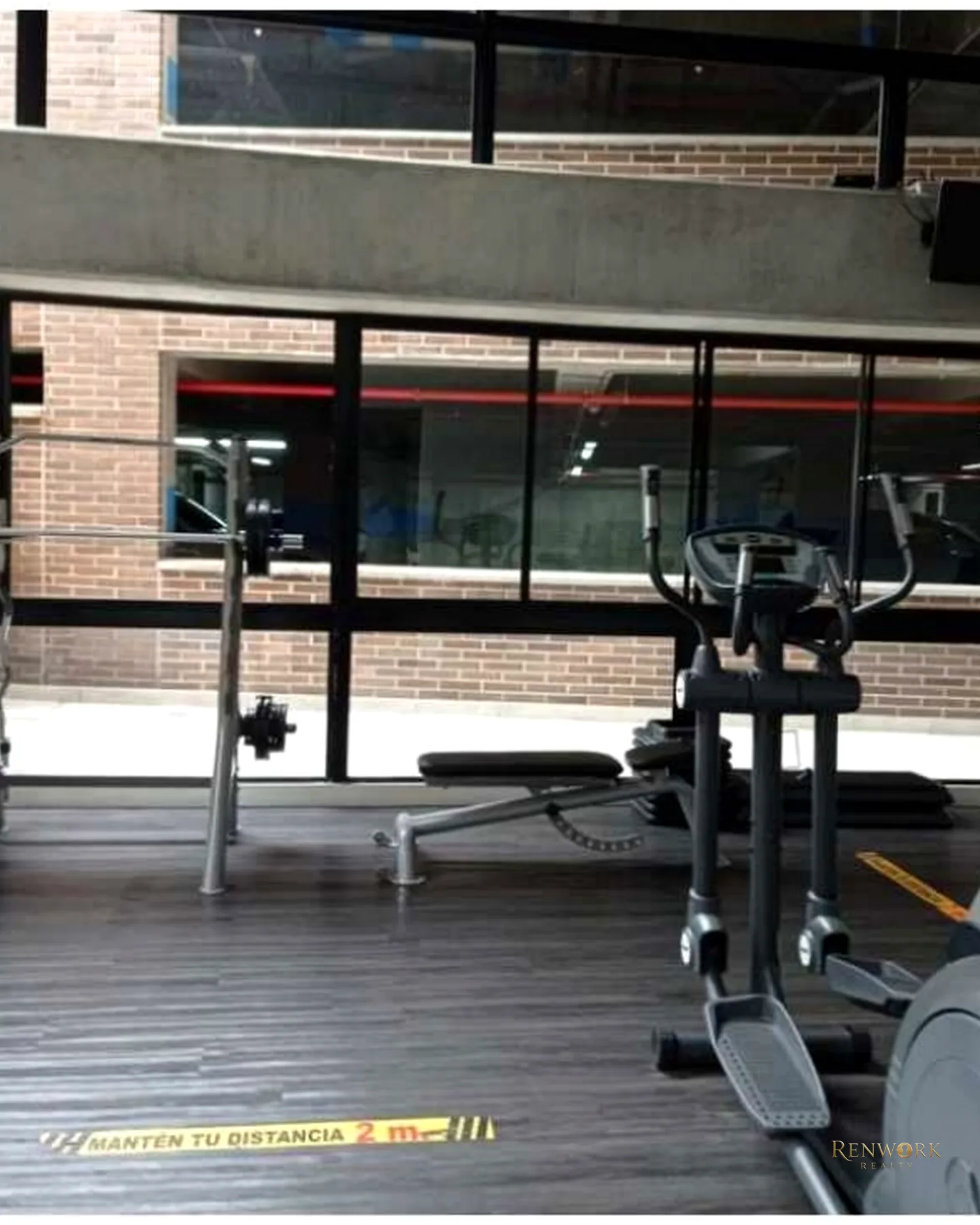 VENTA MODERNO APARTAMENTO EL POBLADO CERCANO AVENIDA Y BALSOS · foto 10