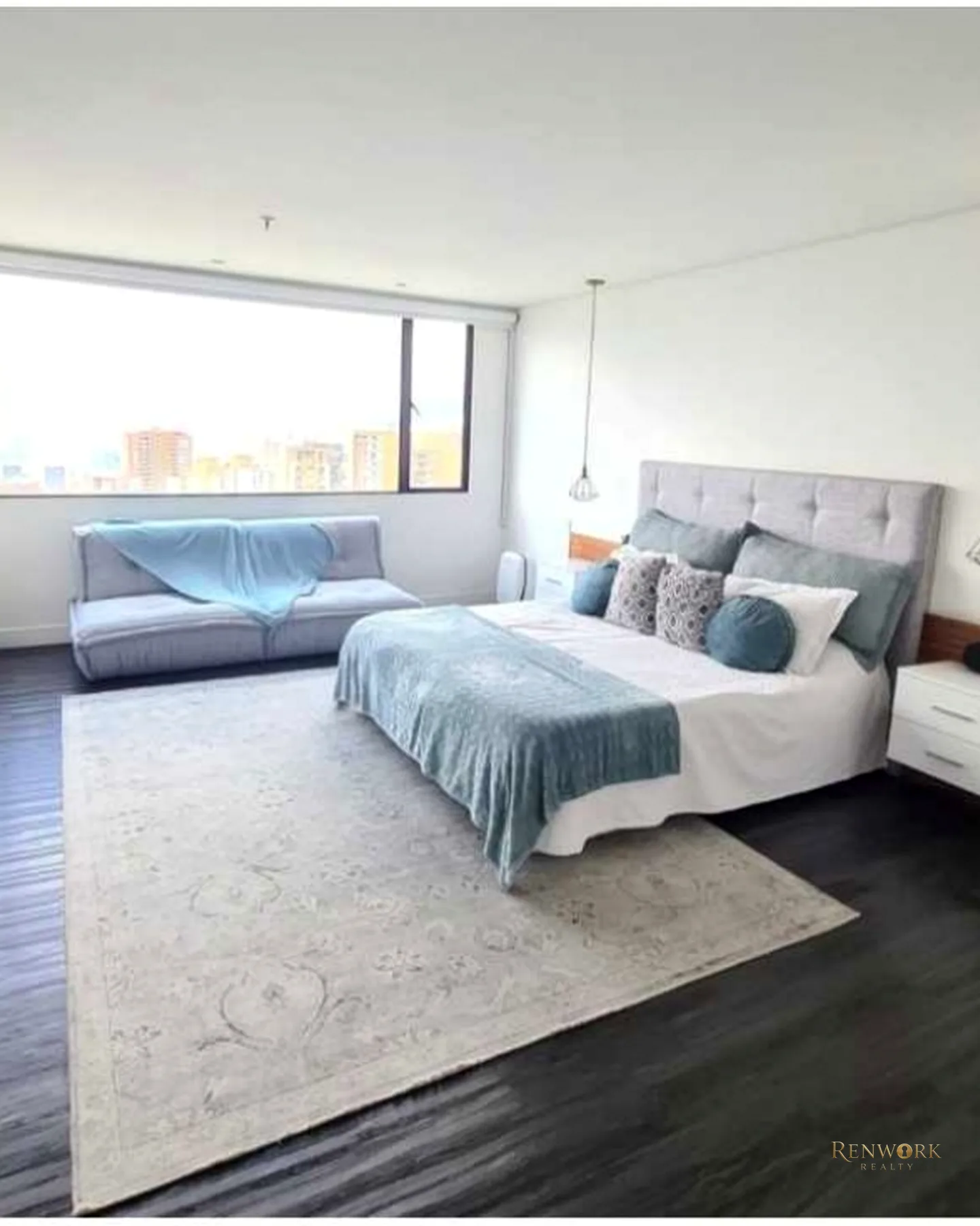 VENTA MODERNO APARTAMENTO EL POBLADO CERCANO AVENIDA Y BALSOS · foto 7
