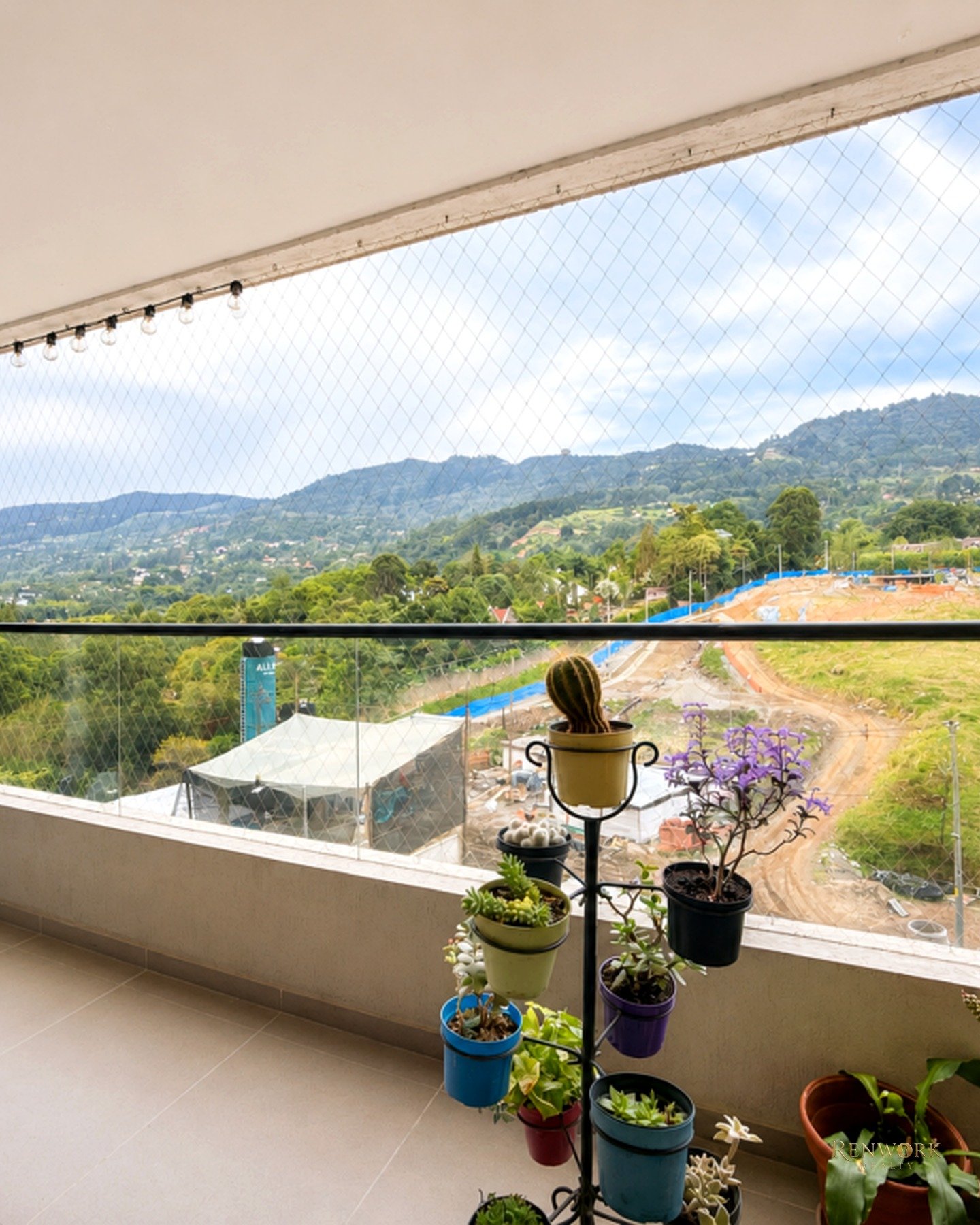 Vista de VENTA MODERNO APARTAMENTO LOMA DEL ESCOBERO