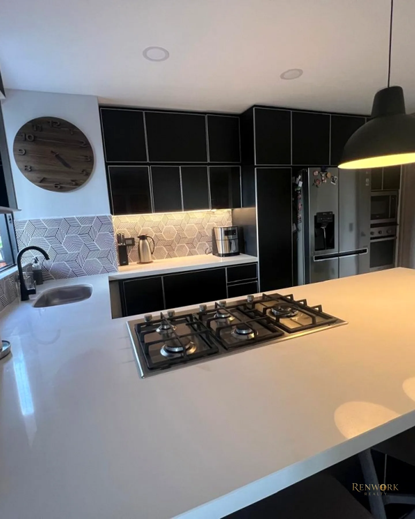 VENTA MODERNO Y ENCANTADOR APARTAMENTO- EL POBLADO · foto 6