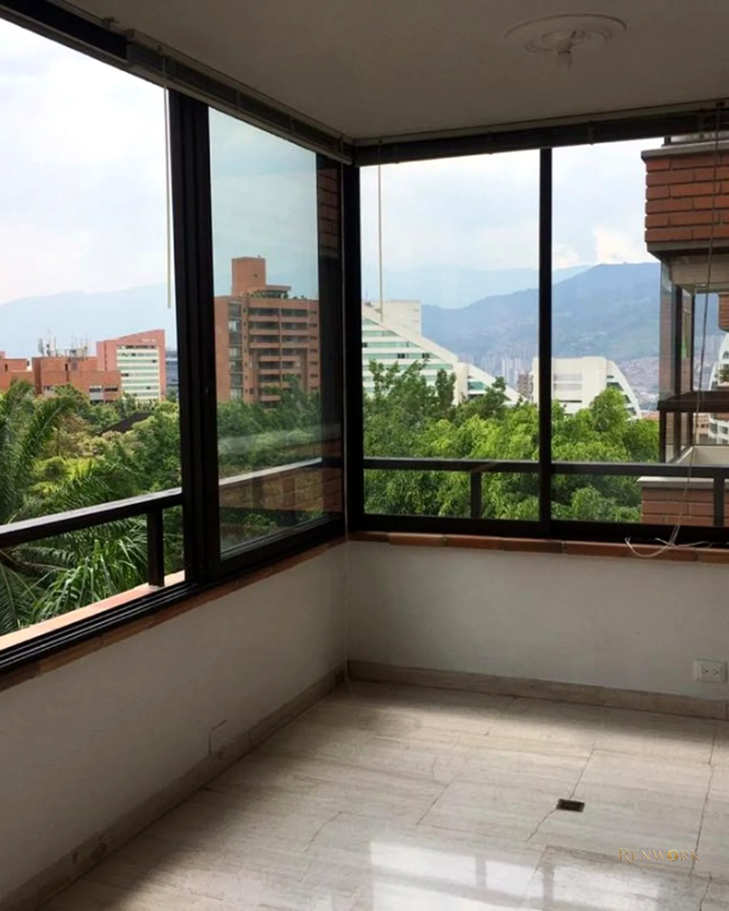 VENTA O ARRIENDO EN EL POBLADO LA TOMATERA · foto 11