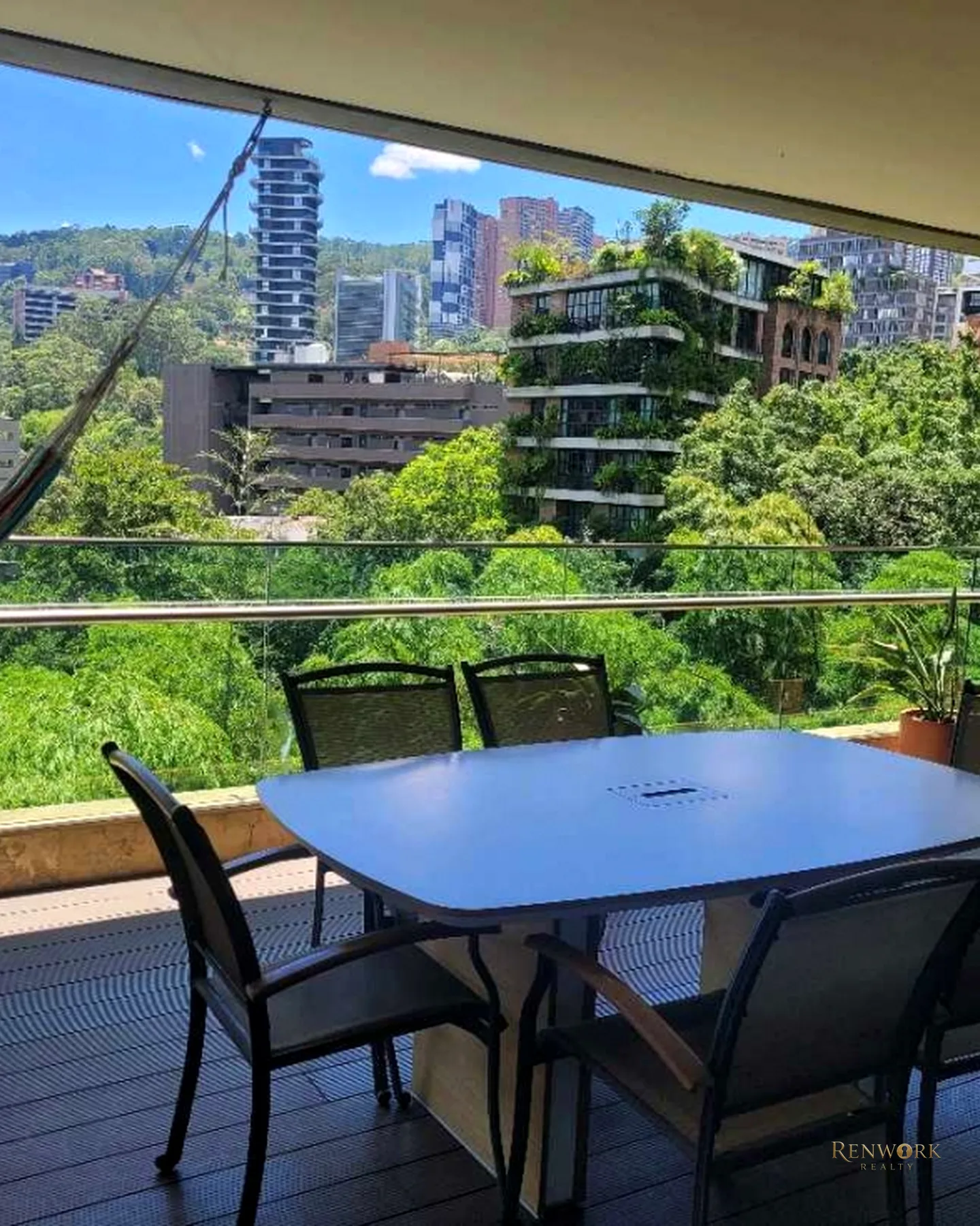 VENTA O RENTA DE HERMOSO APARTAMENTO EN.EL POBLADO - VIZCAYA · foto 9