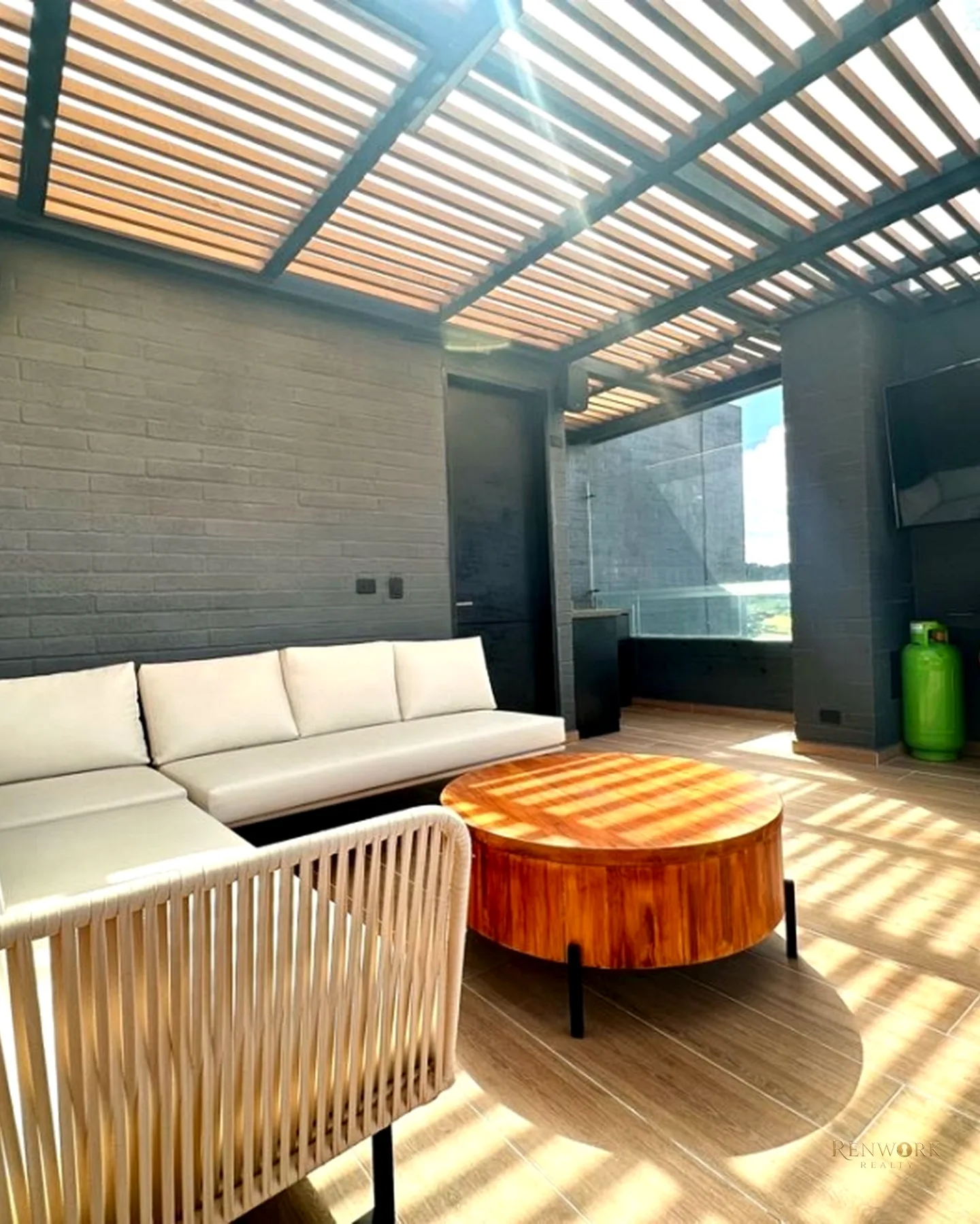 VENTA PENTHOUSE DUPLEX ALTO DE LAS PALMAS PERMITE RENTAS CORTAS · foto 13