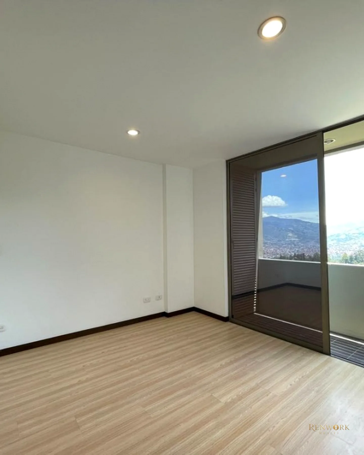 VENTA PENTHOUSE DUPLEX EN EL POBLADO · foto 8