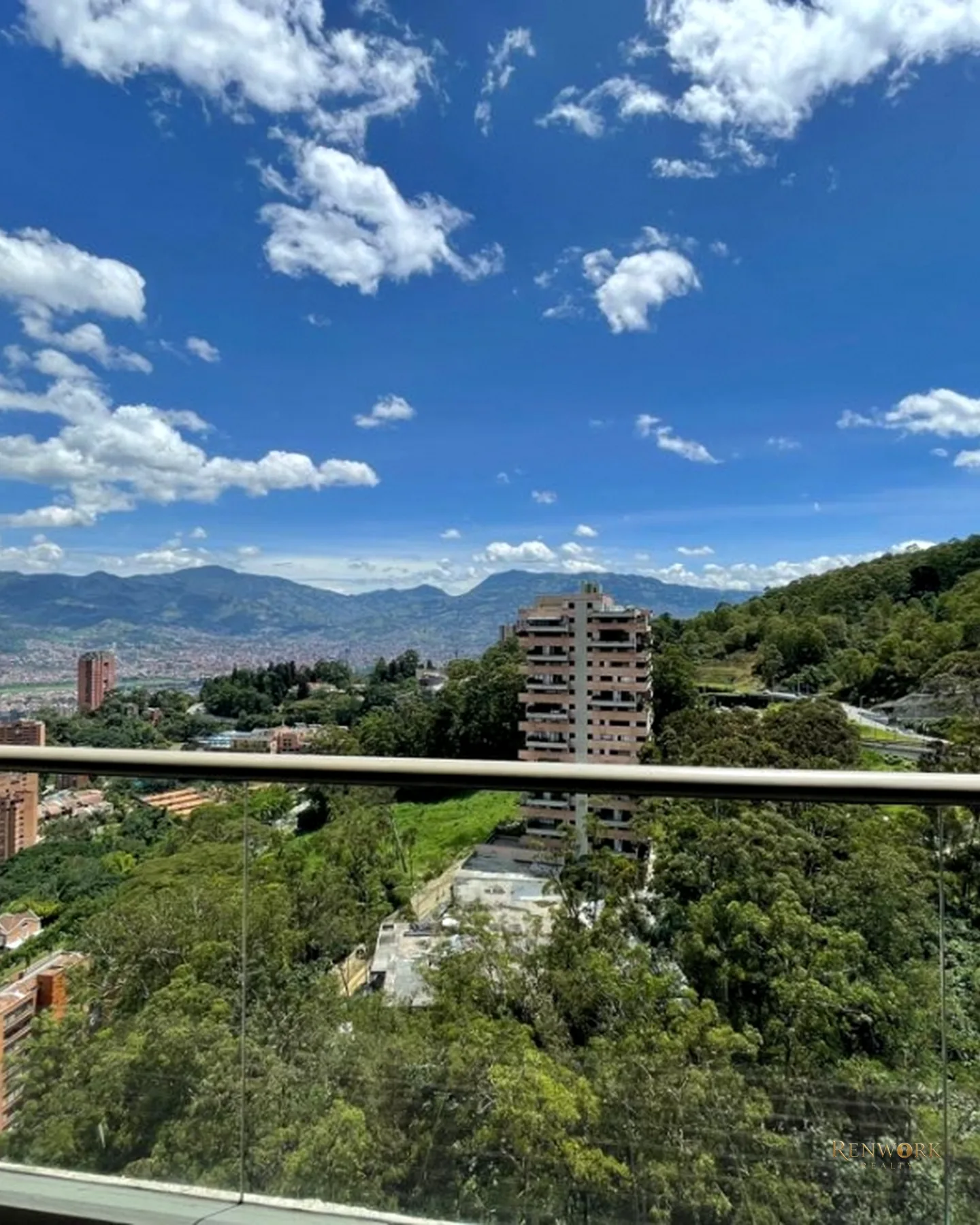 VENTA PENTHOUSE DUPLEX EN EL POBLADO · foto 11