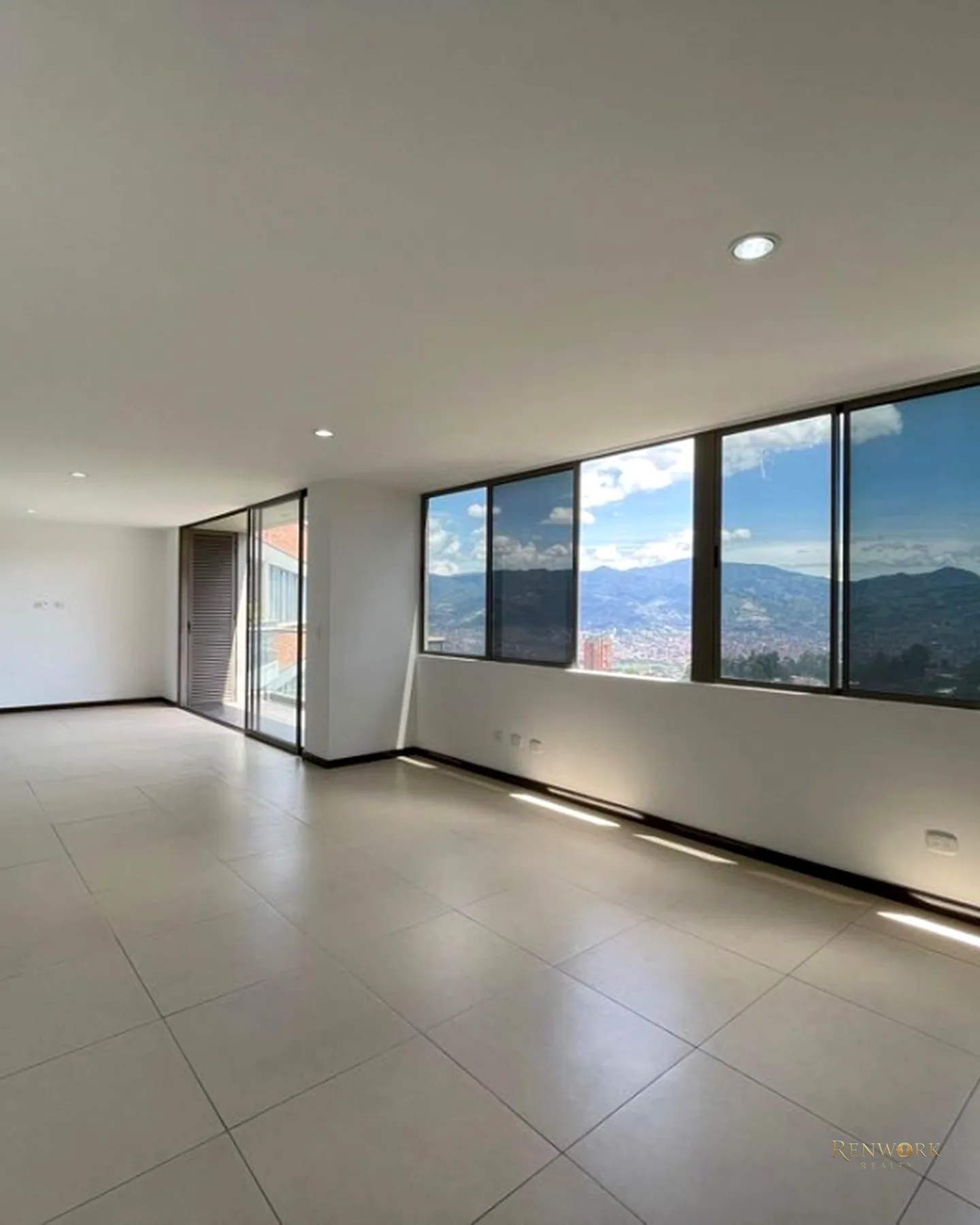 VENTA PENTHOUSE DUPLEX EN EL POBLADO · foto 1