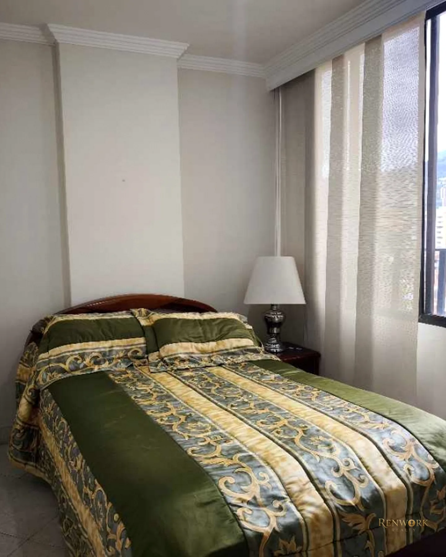 VENTA PENTHOUSE DUPLEX EN LAURELES PARA REMODELAR · foto 11