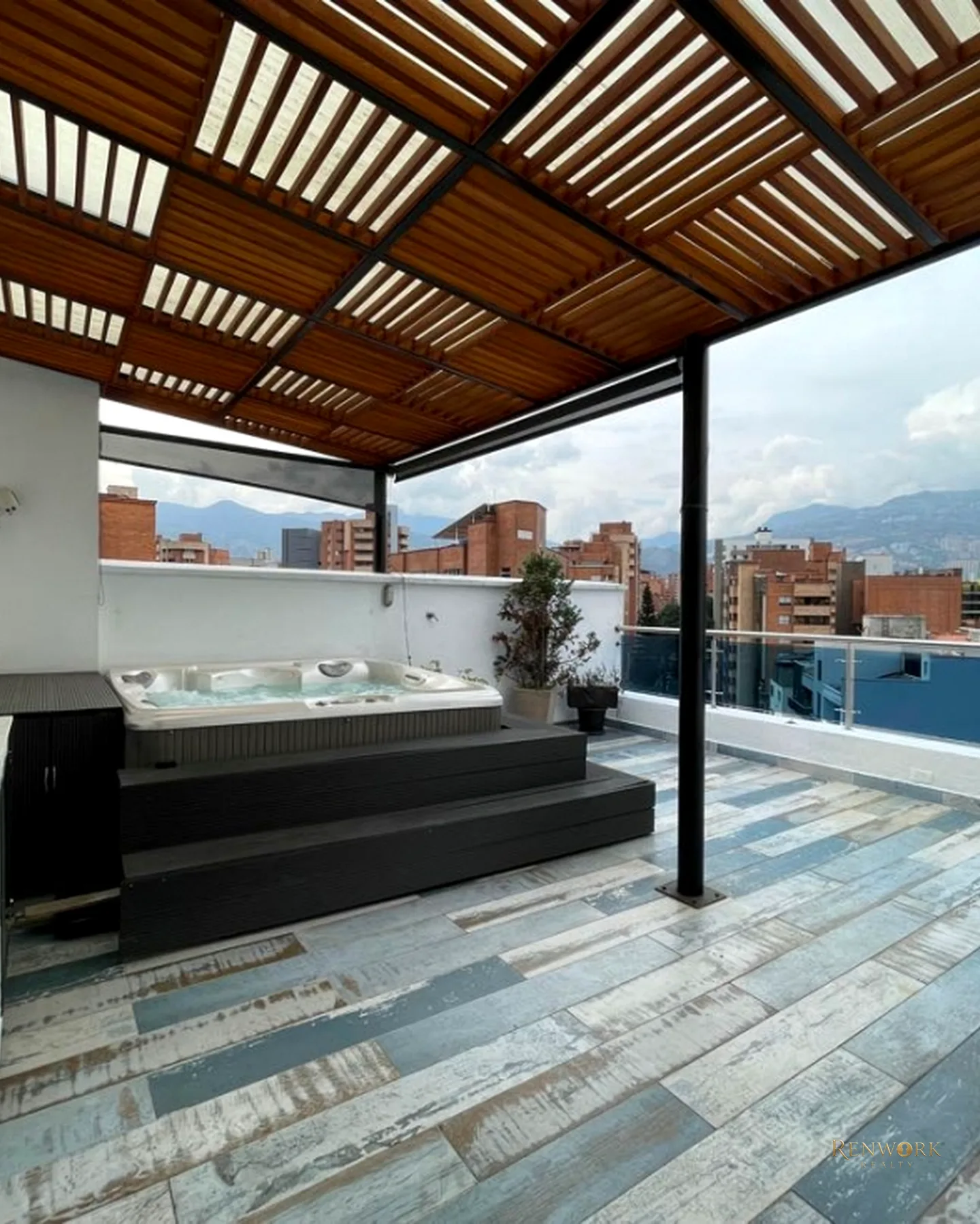 VENTA PENTHOUSE DUPLEX LAURELES UPB · foto 13