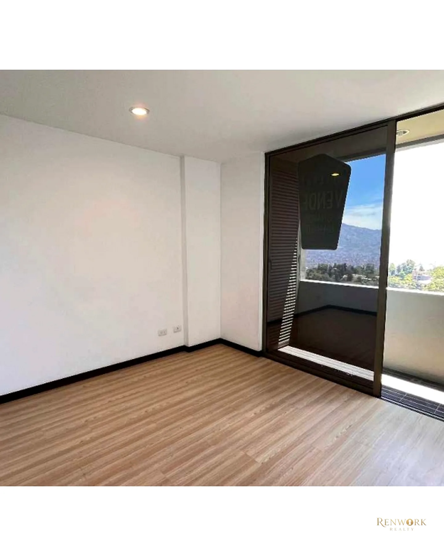 VENTA PENTHOUSE EN ALTOS DEL POBLADO · foto 6