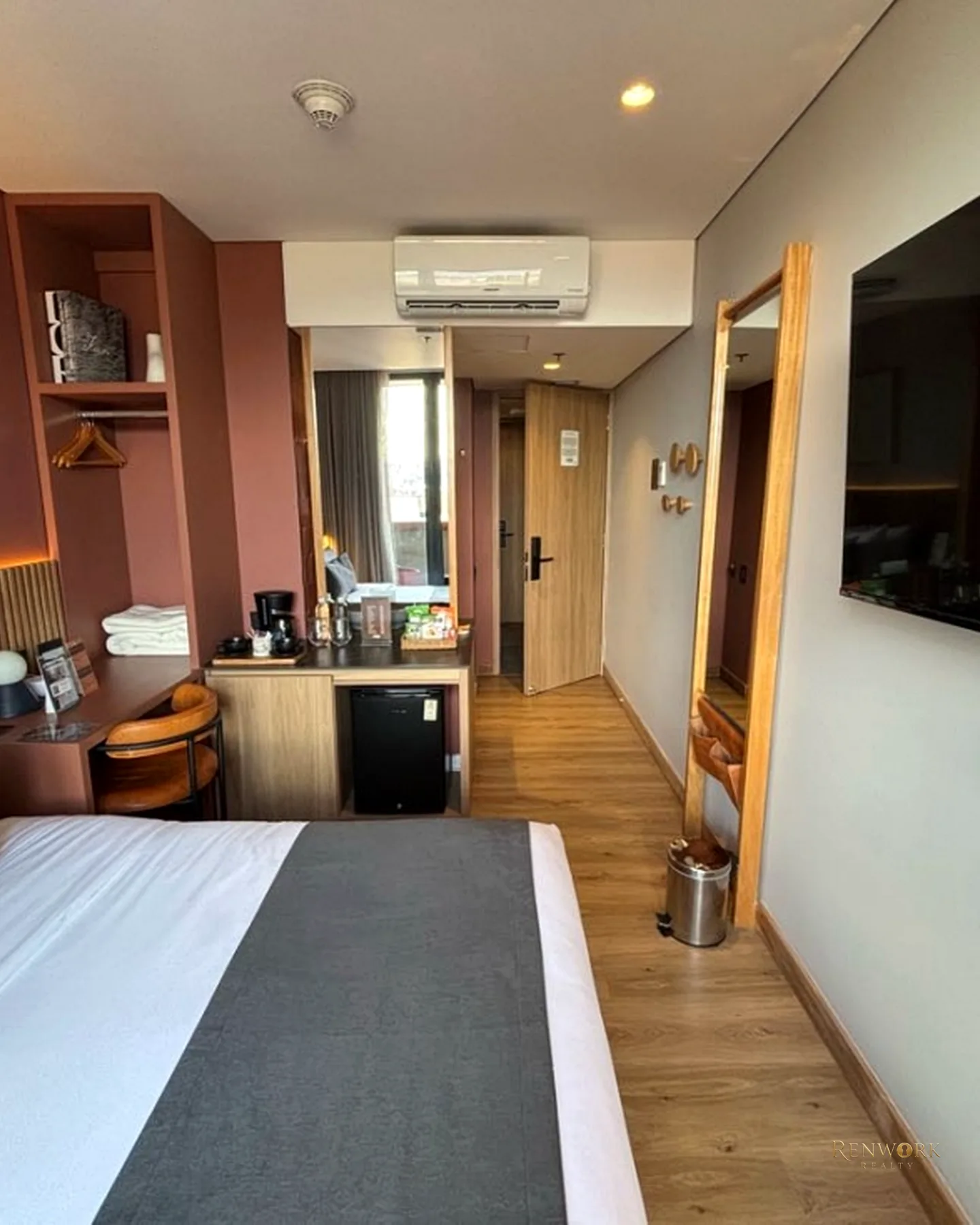 VENTA SUITE HOTEL HEISS, MANILA, EL POBLADO, MEDELLIN · foto 1