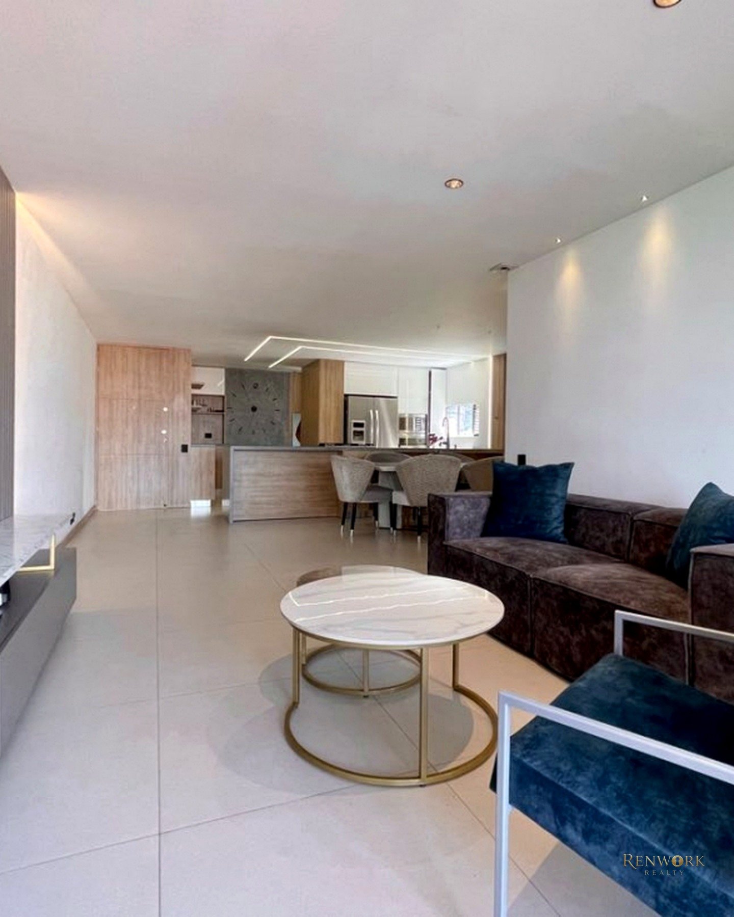 VENTA Y RENTA DE APARTAMENTO SECTOR CASTROPOL POBLADO DE 175 MT2 · foto 4