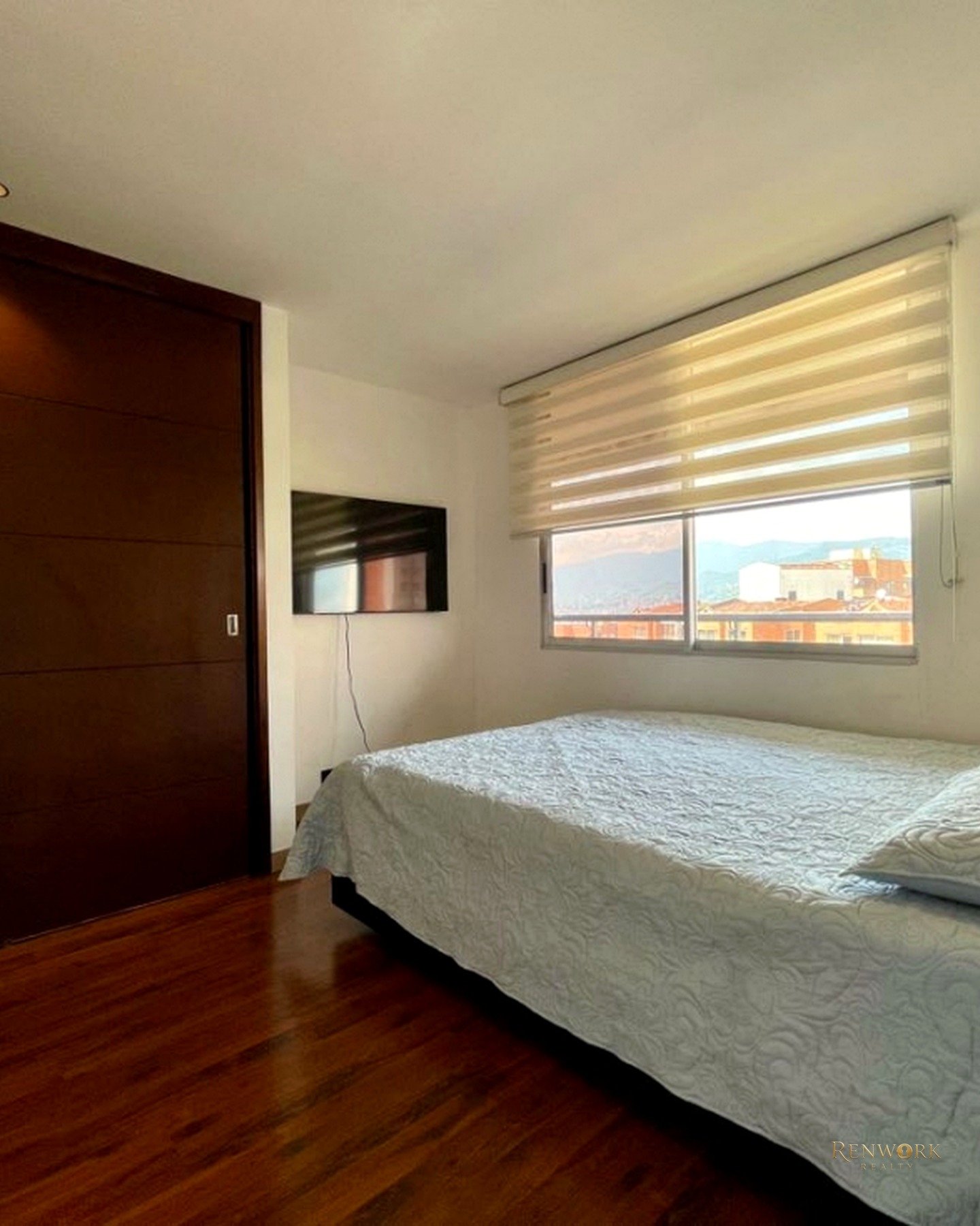 VENTA Y RENTA DE APARTAMENTO SECTOR CASTROPOL POBLADO DE 175 MT2 · foto 11