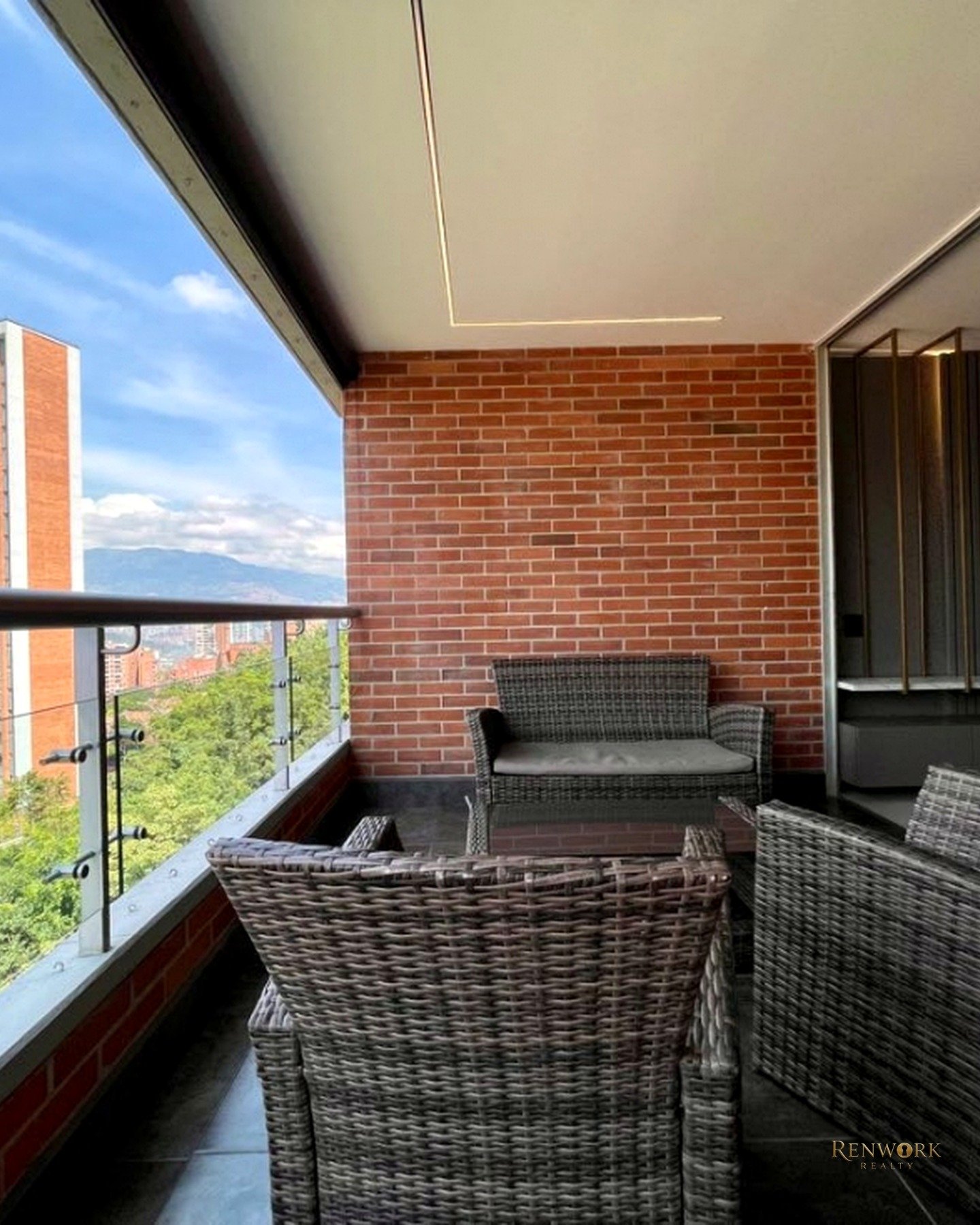 VENTA Y RENTA DE APARTAMENTO SECTOR CASTROPOL POBLADO DE 175 MT2 · foto 19